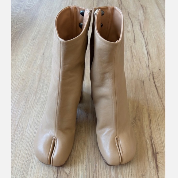 ★NEW With Box Org.$1420  MAISON MARGIELA Tabi Ankle Boots Nude EU38.5★ - Picture 2 of 10